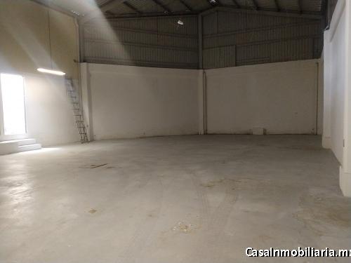 Rento bodega en colonia Las Aguilas.