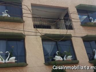 CASA DUPLEX EN PRIVADA ACCESO CONTROLADO, VIGILANCIA LAS 24 HORAS.