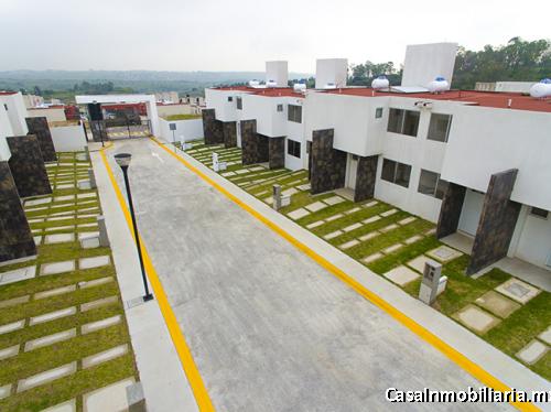 BONITA CASA EN VENTA - VIVE LAGO en México