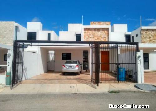 HERMOSA CASA EN RENTA EN CONKAL 