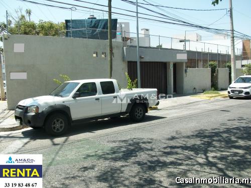 RENTA OFICINAS  JARDINES DEL BOSQUE GUADALAJARA $ 25,000.00