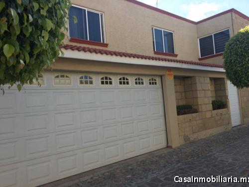 VENDO CASA EN LOMAS CUARTA
