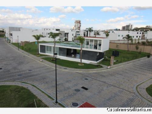 Terreno de 177m2 en Lomas de Angelopolis