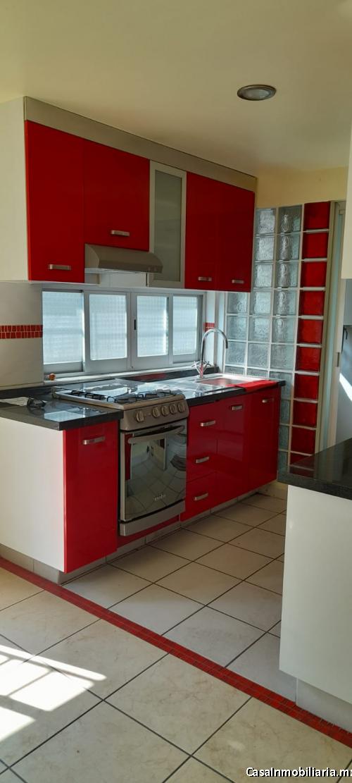 Depto seminuevo a 5 min de metro Nativitas, listo para habitar.