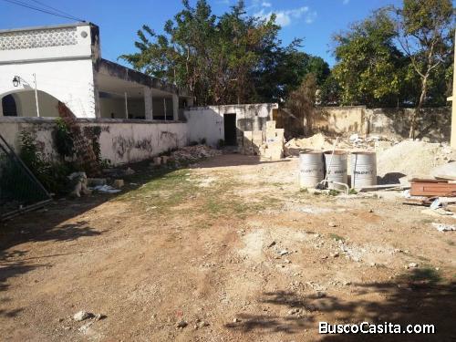 TERRENO EN VENTA AV. COLÓN