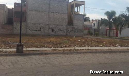 EXCELENTE TERRENO EN MANZANA 115