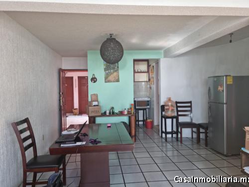 Amplio depto iluminado con 3 rec, 2 baños y 2 garage en Lomas Estrella