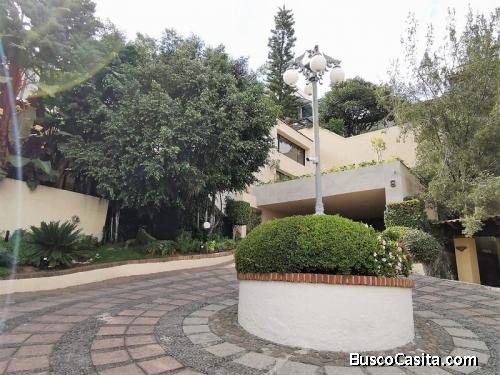 Venta de casa dentro del Fraccionamiento Jardines en la Montaña, Tlalpan