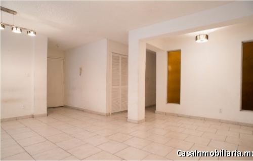 Amplio e iluminado depto en Planta Baja en Insurgentes