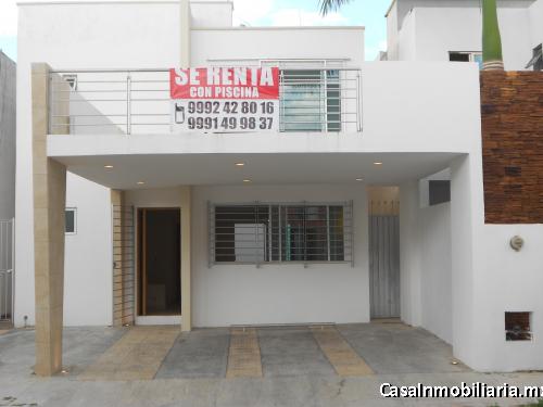 CASA MINIMIALISTA CON ALBERCA AL NORTE DE MÉRIDA DENTRO DE LA CIUDAD