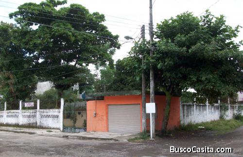 EXCELENTE TERRENO EN ZONA URBANA ESCOLAR,  TIERRA BLANCA, VER.