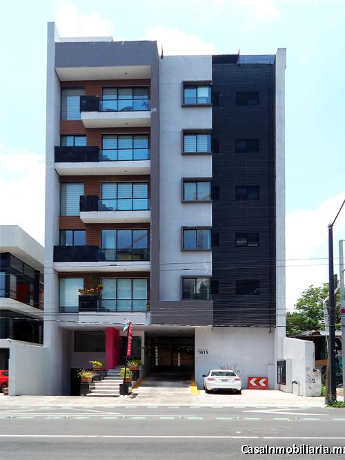 Amplio Departamento en la Colonia Americana, Guadalajara. 124 Mts.