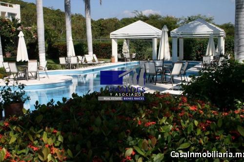 V402 En Venta Villa de 3 recamaras en Portifino Marina Ixtapa