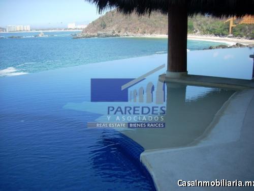 D203 Departamento Residencial en Venta 5 recámaras Ixtapa Contramar Palmetto