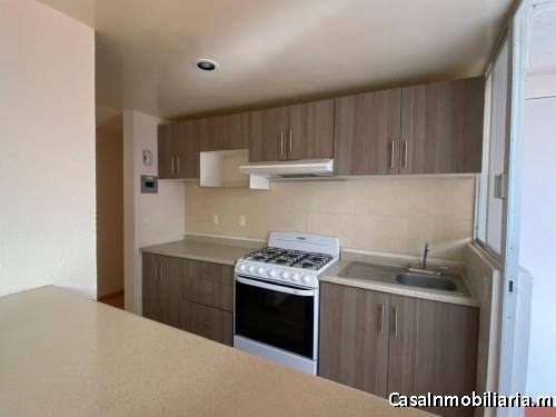 Departamento 2 recamaras, 1 1/2 baño, estacionamiento, Planta Baja, Patio, En Privada