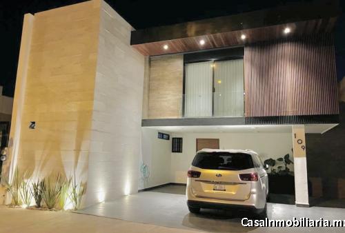 BAJA SU PRECIO DE VENTA DE $9,500,000 A $9,200,000 | HERMOSA CASA DE LUJO EN PORTAFONTANA ZONA NORTE