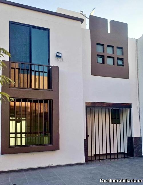 CASA EN VENTA EN FRACCIONAMIENTO OASIS RESIDENCIAL 3 HABITACIONES REMODELADA