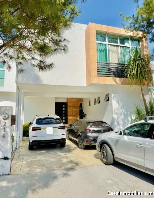 CASA EN VENTA EN MIRADOR DE GRAN JARDÍN 3 HABITACIONES ZONA NORTE