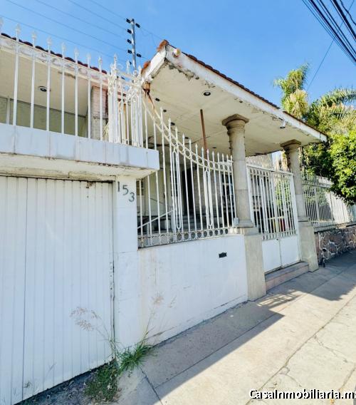 OPORTUNIDAD DE INVERSIÓN | CASA EN VENTA EN LOS PARAÍSOS | ZONA NORTE DE LEÓN | 2,370 M² TERRENO | 5