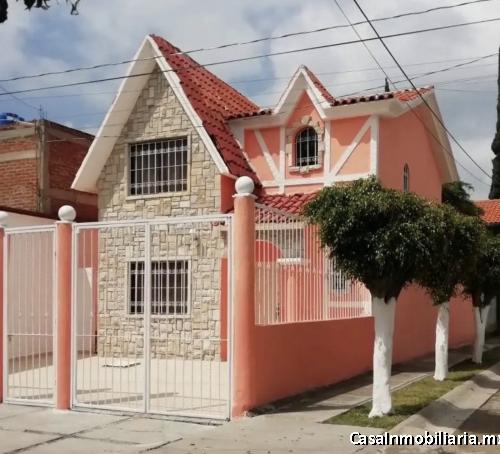  ¡BAJA SU PRECIO APROVECHA! EXCELENTE CASA EN VENTA EN ESQUINA Y CON TERRENO EXCEDENTE EN COL. SAN I