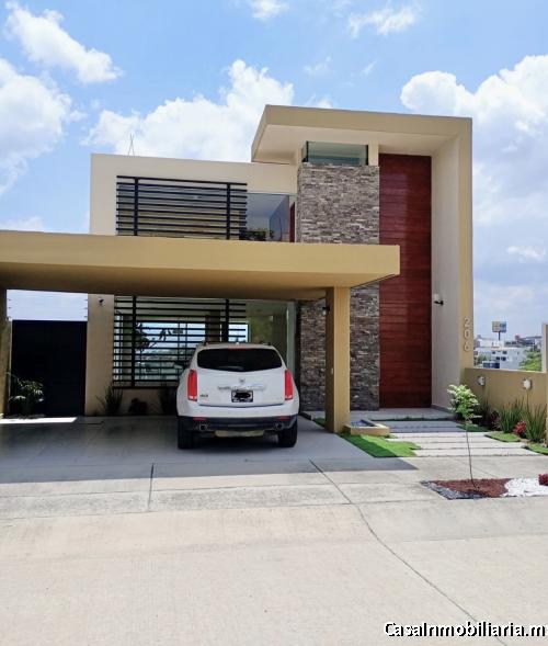 ¡BAJA SU PRECIO APROVECHA! HERMOSA CASA MODERNA EN VENTA EN ZANDA RESIDENCIAL | ZONA NORTE DE LEÓN