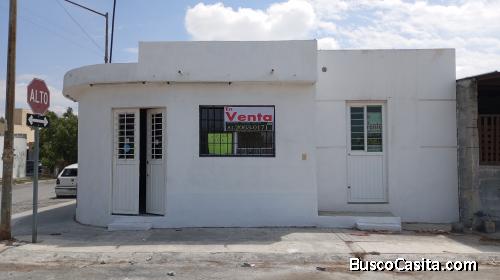 VENDO CASA EN SALINAS VICTORIA COL BOSQUES DE LOS NOGALES CEREZO 310 ESQ CON DURAZNO 5 RECAMARAS 