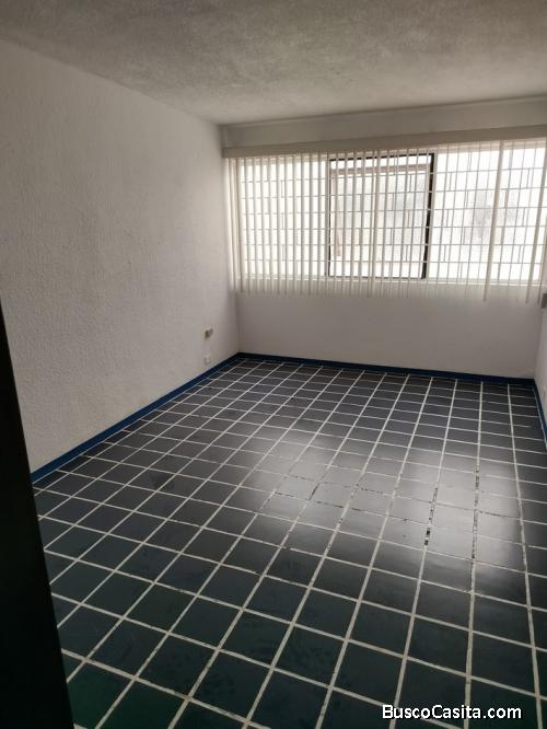 Vendo casa de 1 piso céntrica zona dorada ideal para negocio, oficinas, coworking, academia, etc