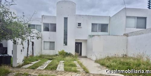 ¡BAJA AÚN MÁS SU PRECIO APROVECHA! CASA EN VENTA EN LOMAS DE GRAN JARDÍN | ZONA NORTE | 3 RECÁMARAS