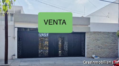 ¡CASA COMPLETAMENTE REMODELADA EN COLONIA ANDRADE! | IDEAL PARA EMPRESA U OFICINAS | A MEDIA CUADRA