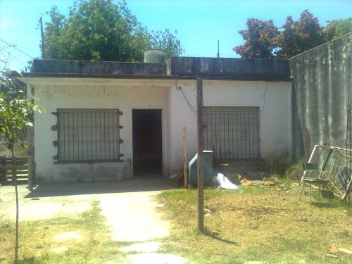 casa con local 