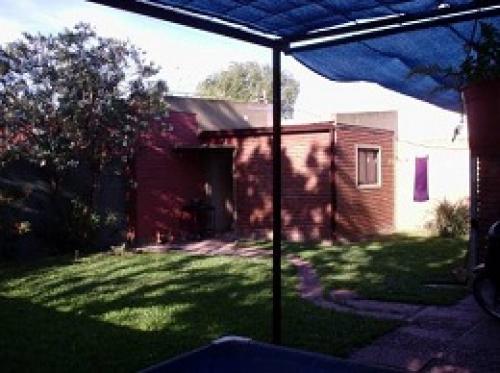 INMOBILIARIA RAES MS INVERSIONES VENDE CASA ZONA NORTE 2 DORMITORIOS