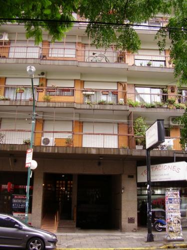 ALQUILER OLIVOS  DPTO. 3 AMB. A 1/2 C. DE AV. MAIPU