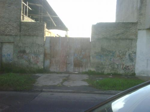 CASEROS LOTE DE 400 METROS ( 8,66 X  42)