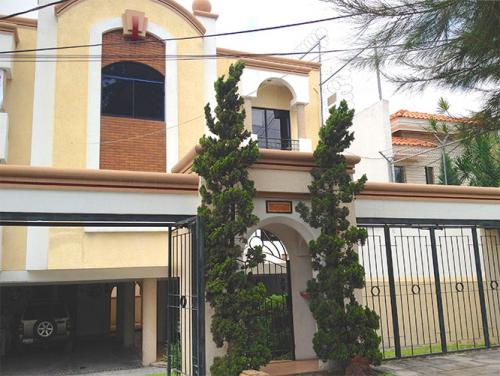 Departamento en Venta/ Rinconada Santa Rita/ Guadalajara