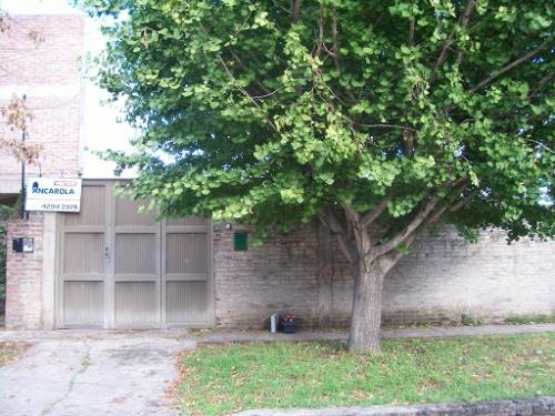 Lote en Burzaco. Con Edificacion a terminar. Consulte!