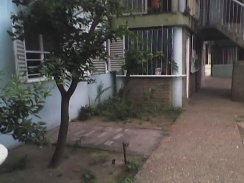 Vendo departamento Fonavi