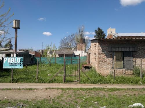 vendo  o permuto casa en libertad lote 12x15