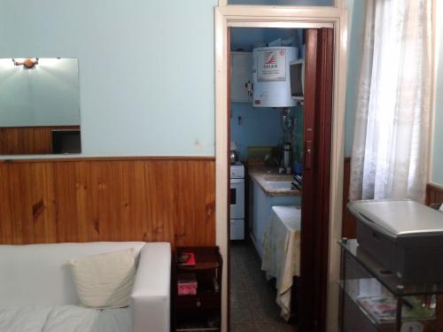 Vendo dpto 1 1/2 amb. URGENTE pleno centro de mar del plata