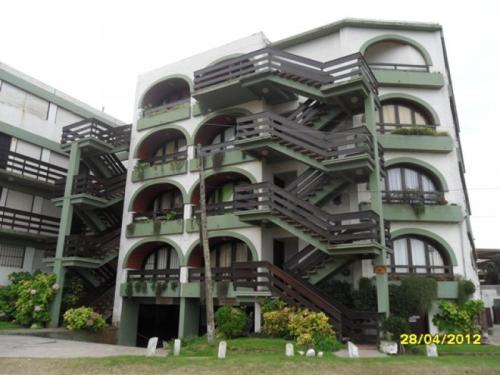 Oportunidad, Departamento a metros del mar con vista a la playa, completamente nuevo.