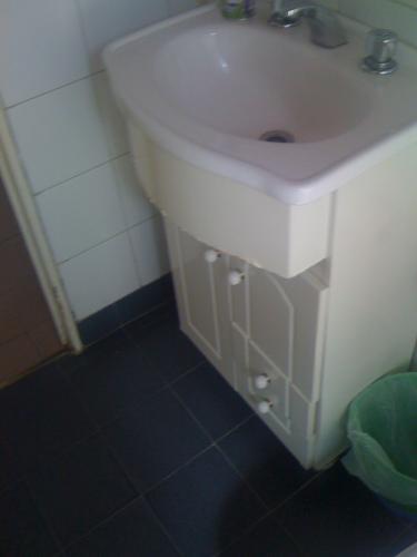 HERMOSO DEPTO TEMPORARIO DE 3 AMBIENTES, FRENTE AL HOSPITAL ITALIANO