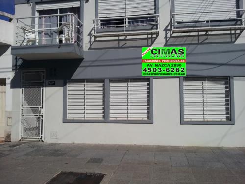 PH 3 AMBIENTES CON 2 PATIOS 