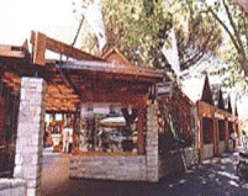 MIRAMAR ALQUILLER LOCAL EN SHOPPING MTRS:DE PEATONAL GRAN VIDRIERA!!VER VIDEO!!!