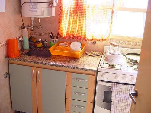 Alquilo DEPTO. en VILLA GESELL 3 ambientes. Para 6 personas.Enero 2014.