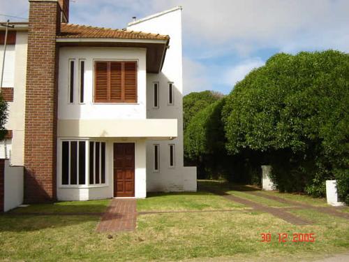 IMPERDIBLE CHALET EN VENTA