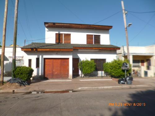Lomas de Zamora, CHALET un chiche