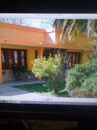 VENDO CASA EN MAIPU EN TERRENO DE 5 HECTAREAS