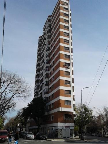 Departamento 3 ambientes con cochera en Caballito