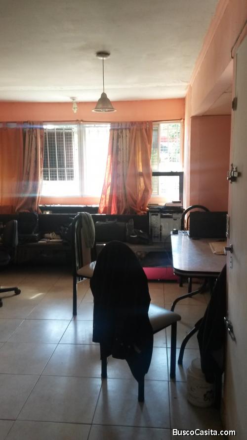 Dueño vende departamento FINANCIO el 40% 3 ambientes PB excelente ubicación Victoria