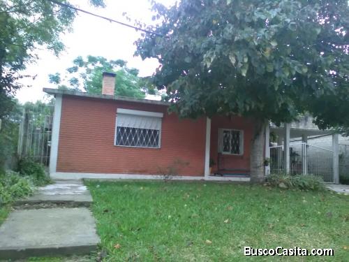 Vendo Casa más apartamento en Uruguay!!  playa los pinos 
