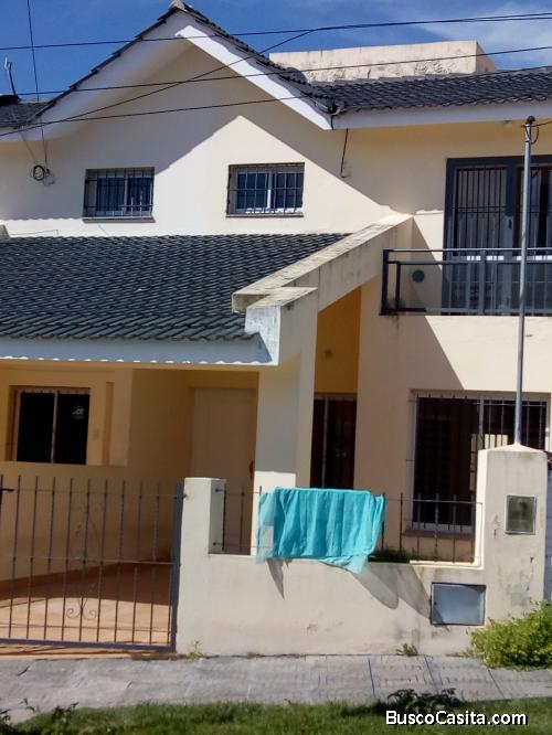 VENDO DUPLEX EN LA FALDA Impecable